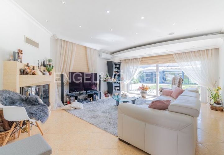 Villa i Corroios, Setubal, Corroios - € 720.000 | Ref: W-0465G7 - foto 1