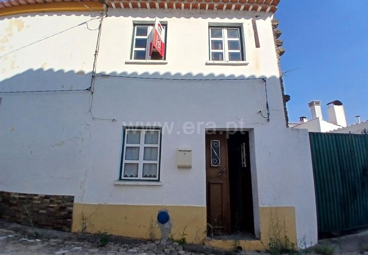 Villa i Castelo Branco, Castelo Branco, Castelo Branco - € 20.000 | Ref: 102250146 - foto 1