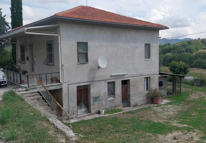 Villa i Offida, Ascoli Piceno, Offida - € 140.000 | Ref: 6879 - foto 1