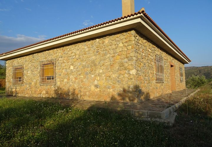 Landejendom i Lobras, Granada, Lobras - € 295.000 | Ref: Cortijo Teja - foto 1