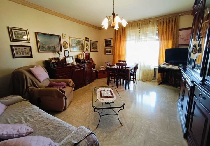 Lejlighed i Cirie, Turin, Cirie - € 85.000 | Ref: 041-ROSSETTI89 - foto 1