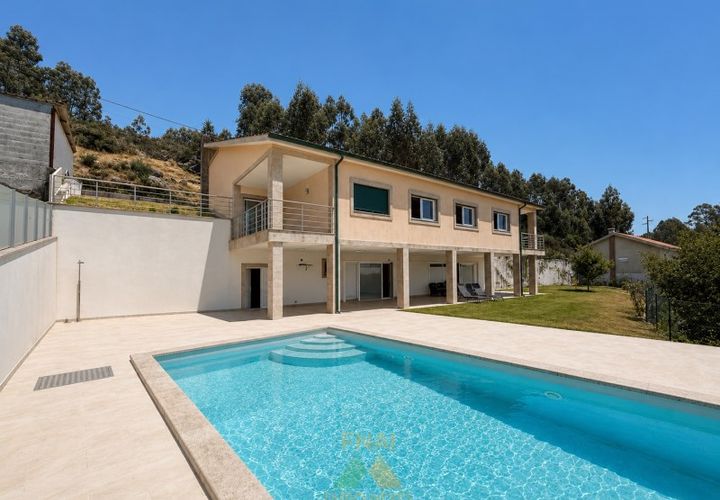 Villa i Arcos de Valdevez, Viana do Castelo, Arcos de Valdevez - € 375.000 | Ref: PTL-004-121 - foto 1