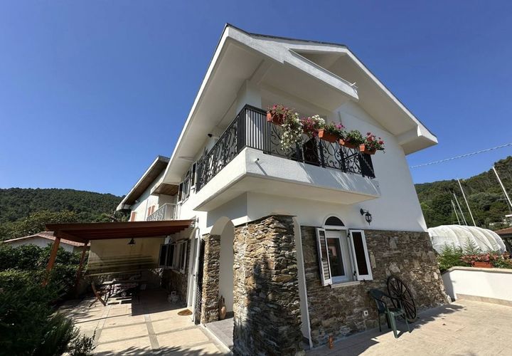 Villa i Ameglia, La Spezia, Ameglia - € 890.000 | Ref: 107875 - foto 1