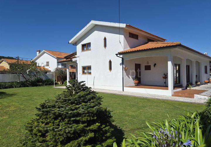 Villa a Ilhavo, Aveiro, Ilhavo - € 475.000 | Ref: 408250103 - foto 1