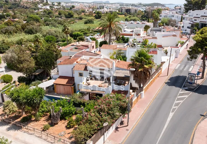 Villa a Siesta, Ibiza, Siesta - € 890.000 | Ref: 127650 - foto 1