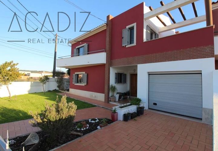 Villa i Setubal, Setubal, Setubal - € 590.000 | Ref: 01MD4013 - foto 1