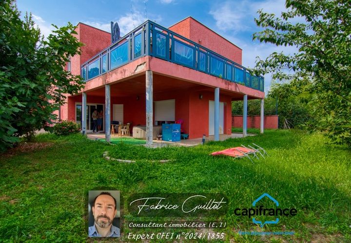 Villa a Besancon, Doubs, Besancon - € 419.900 | Ref: 340931540031 - foto 1