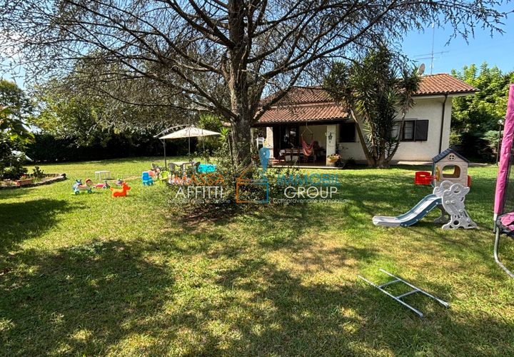 Villa i Pietrasanta, Lucca, Pietrasanta - € 450.000 | Ref: 3489 - foto 1