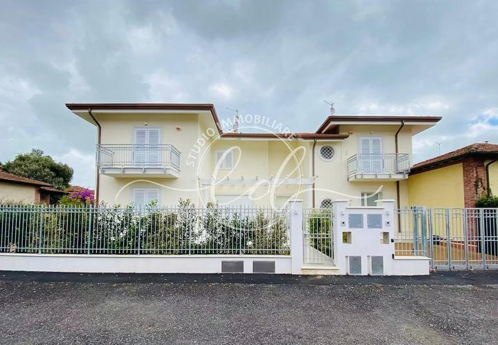 Byhus i Pietrasanta, Lucca, Pietrasanta - € 1.350.000 | Ref: 2534 - foto 1