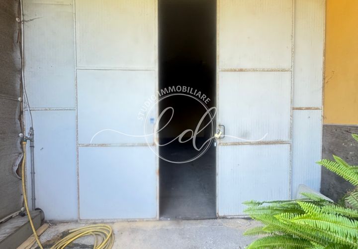 L'establiment comercial a Seravezza, Lucca, Seravezza - € 600/mes | Ref: 2529 - foto 1