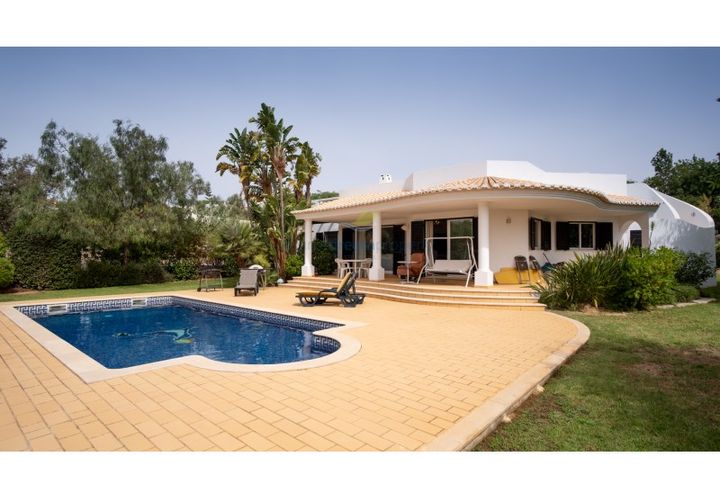Villa i Albufeira, Faro, Albufeira - € 920.000 | Ref: LO-01 - foto 1