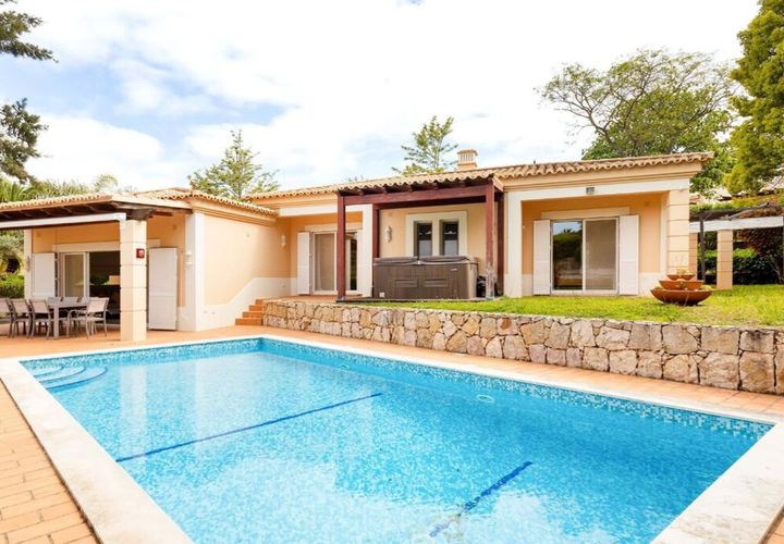 Villa i Lagoa, Faro, Lagoa - € 1.000.050 | Ref: AV-PBI-GRT4198 - foto 1