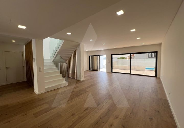 Villa i Loures, Lisbon, Loures - € 850.000 | Ref: 1150874/25LS - foto 1