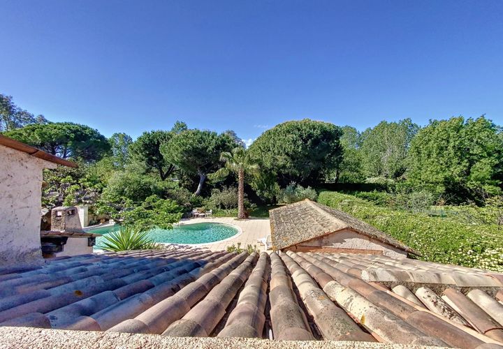 Villa i Antibes, Alpes-Maritimes, Antibes - € 1.490.000 | Ref: V2325 - foto 1