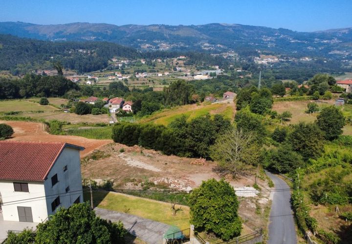 Terra a Amares, Braga, Amares - € 28.000 | Ref: AVV-012-017 - foto 1