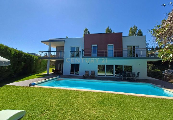 Villa i Belas, Lisbon, Belas - € 2.090.000 | Ref: C0354-00746 - foto 1