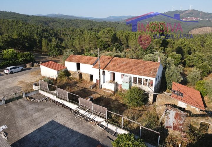Villa a Serta, Castelo Branco, Serta - € 120.000 | Ref: VV419/0825 - foto 1