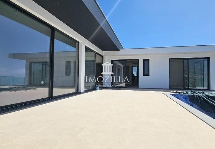 Byhus i Calheta, Madeira, Calheta - € 1.490.000 | Ref: IZ096 - foto 1