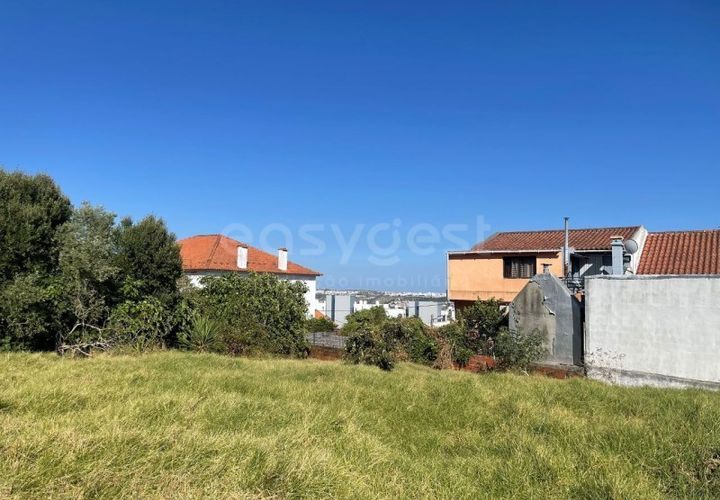 Helårsgrund i Amadora, Lisbon, Amadora - € 85.000 | Ref: OR97831EW - foto 1