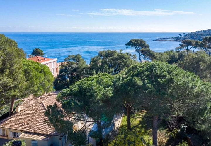 Villa i Antibes, Alpes-Maritimes, Antibes - € 3.000.000 | Ref: 84918636 - foto 1