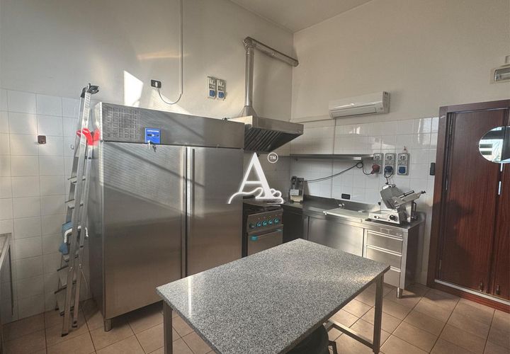 Erhvervsejendom i Vigasio, Verona, Vigasio - € 110.000 | Ref: 36438a851 - foto 1