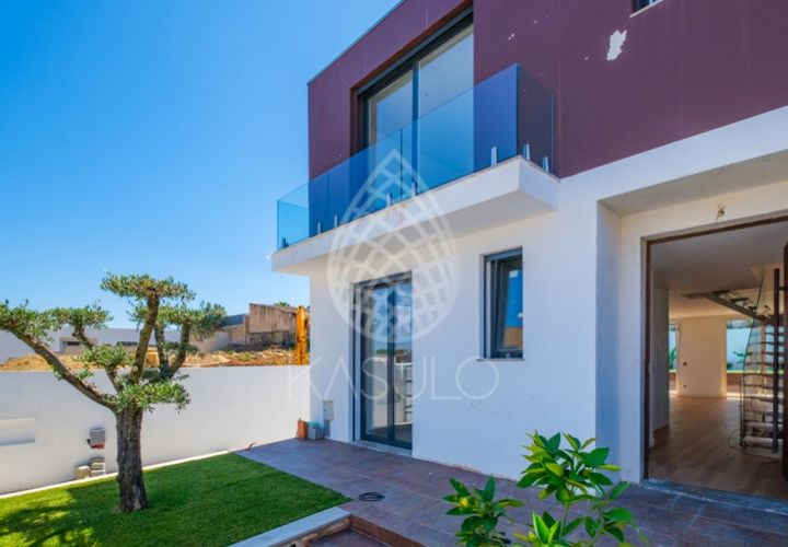 Haus in Alcabideche, Lisbon, Alcabideche - € 1.130.000 | Ref: 386.24 - Foto 1
