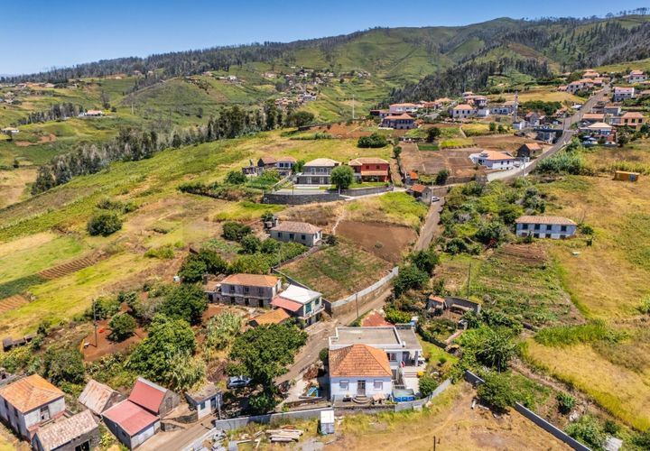 Helårsgrund i Calheta, Madeira, Calheta - € 53.500 | Ref: KWPT-020025 - foto 1