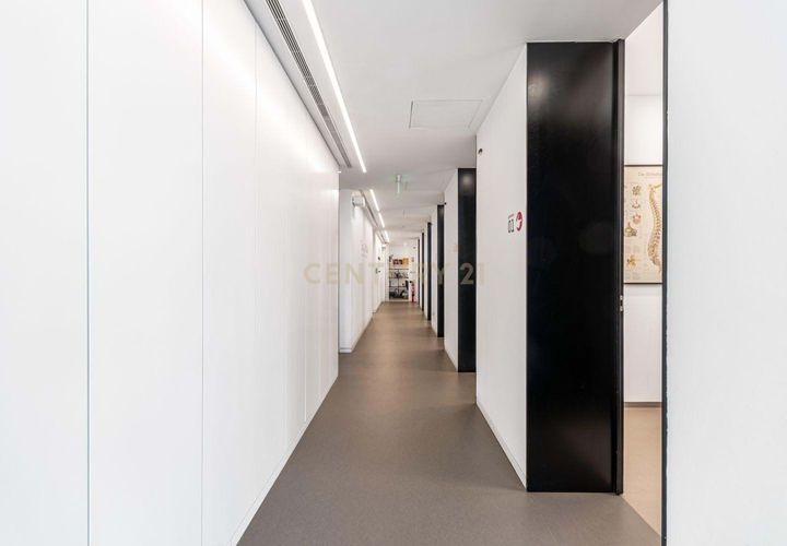 Erhvervsejendom i Odivelas, Lisbon, Odivelas - € 1.000.000 | Ref: C0426-00575 - foto 1