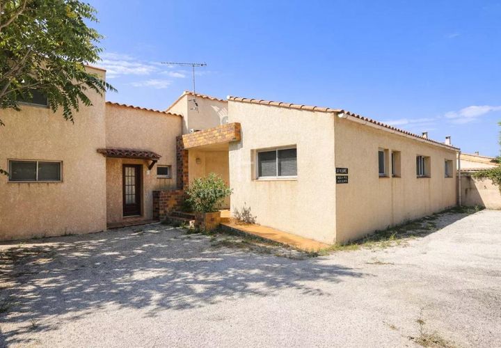 Villa a Mouriès, Bouches-du-Rhone, Mouriès - € 469.000 | Ref: 0623 - foto 1
