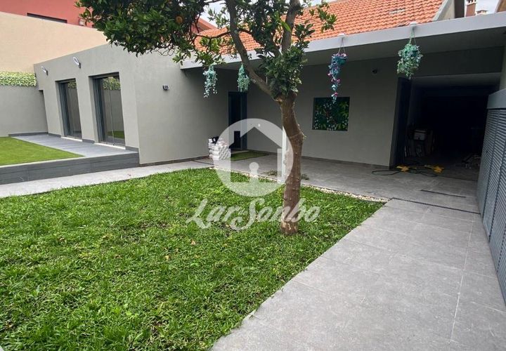 Rækkehus i Maia, Porto, Maia - € 480.000 | Ref: 240-M-25887 - foto 1