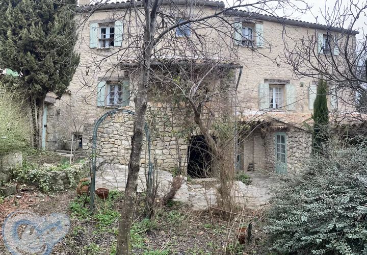 Landejendom i Saint-Trinit, Vaucluse, Saint-Trinit - € 345.000 | Ref: 789ALB - foto 1