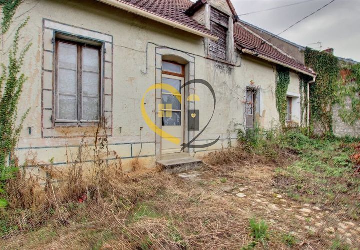 Villa a Gron, Cher, Gron - € 55.000 | Ref: 86182693 - foto 1