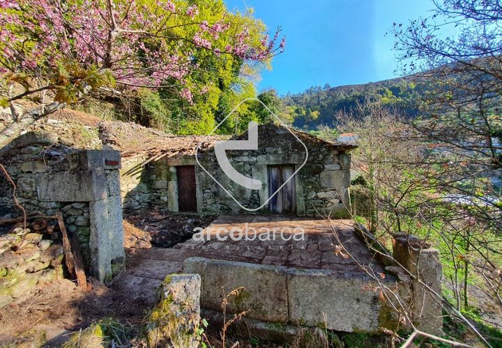 Landejendom i Arcos de Valdevez, Viana do Castelo, Arcos de Valdevez - € 70.000 | Ref: AV5015 - foto 1