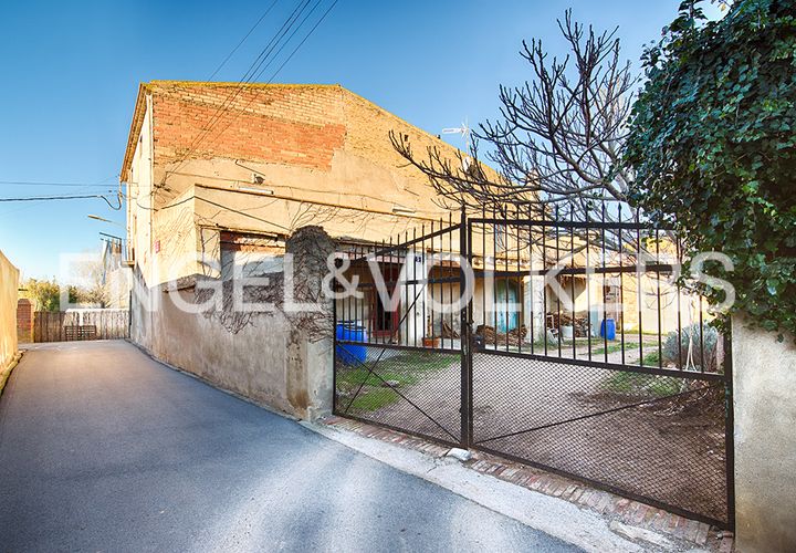 Landsbyhus i Vilanova De La Muga, Gerona, Vilanova De La Muga - € 470.000 | Ref: W-02UK4X - foto 1