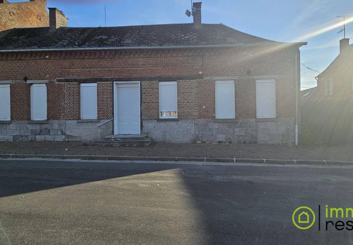 Villa a Buironfosse, Aisne, Buironfosse - € 75.000 | Ref: 3011436964 - foto 1