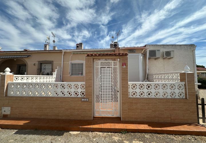 Byhus i La Marina, Alicante, La Marina - € 150.000 | Ref: SP4694 - foto 1