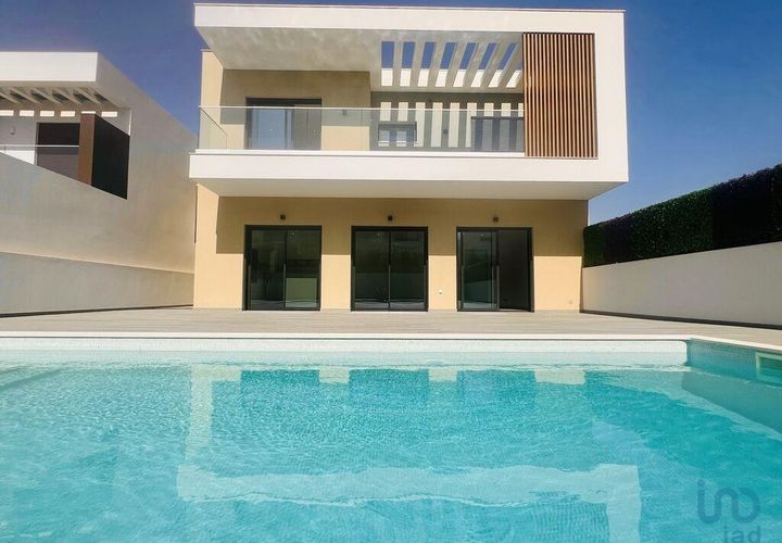 Byhus i Loule, Faro, Loule - € 1.300.000 | Ref: 145866 - foto 1
