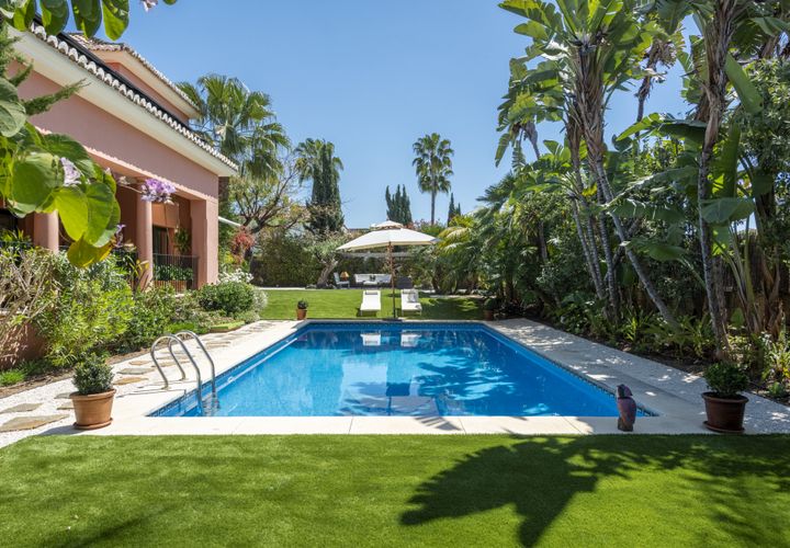 Villa i Marbella, Malaga, Marbella - € 4.500.000 | Ref: R112-07711 - foto 1