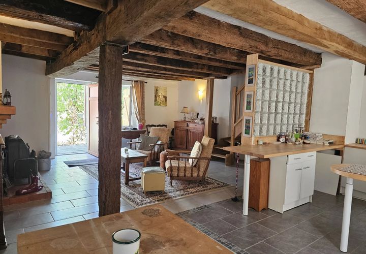 Landsbyhus i Exideuil-sur-Vienne, Charente, Exideuil-sur-Vienne - € 56.000 | Ref: BVI71743 - foto 1