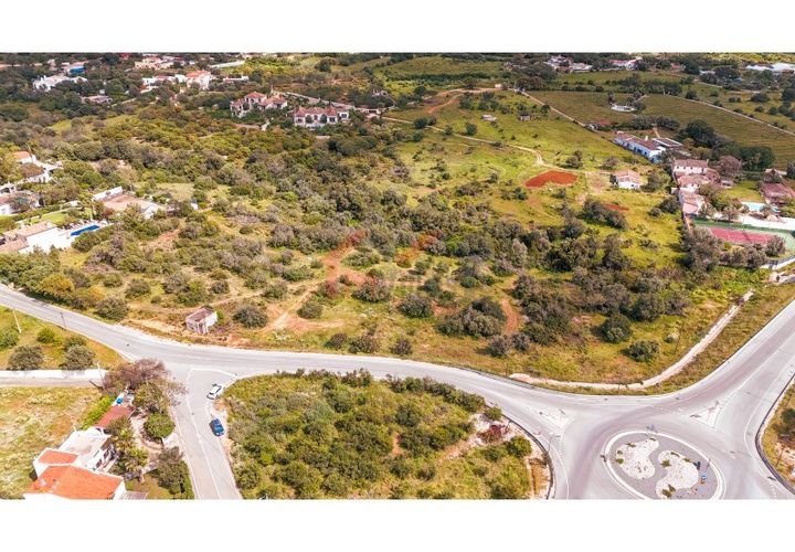 Helårsgrund i Almancil, Faro, Almancil - € 550.000 | Ref: 3211M - foto 1