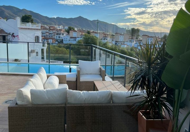 Villa em Nerja, Malaga, Nerja - € 2.000/mês | Ref: WR1016 - foto 1