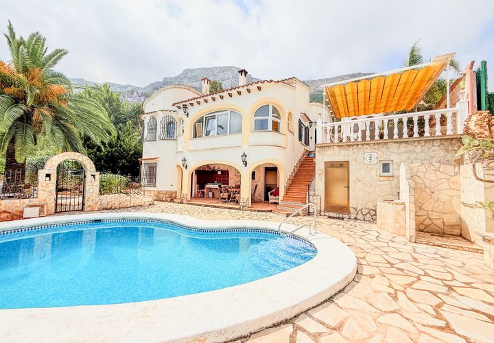 Villa i Denia, Alicante, Denia - € 595.000 | Ref: C39002* - foto 1
