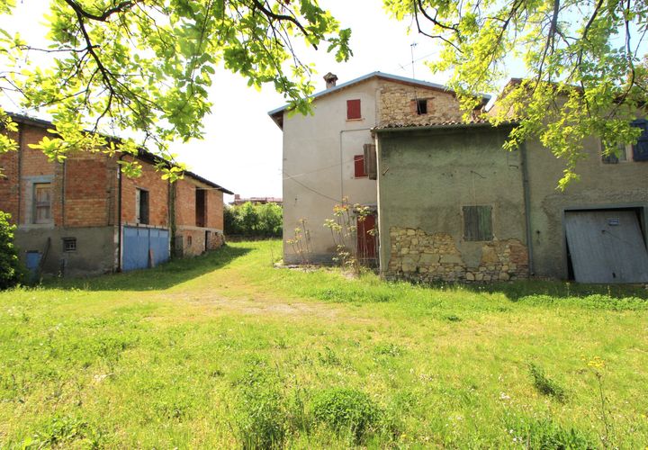 Villa i Valsamoggia, Bologna, Valsamoggia - € 140.000 | Ref: B221 - foto 1