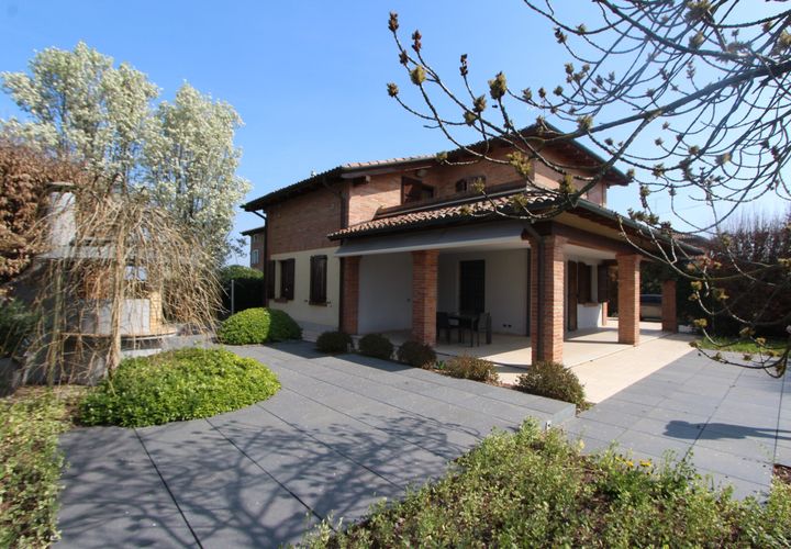 Villa a Valsamoggia, Bologna, Valsamoggia - € 515.000 | Ref: B203 - foto 1