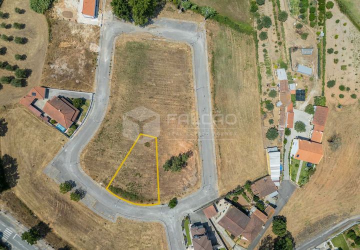 Helårsgrund i Santarem, Santarem, Santarem - € 32.500 | Ref: FR784 - foto 1