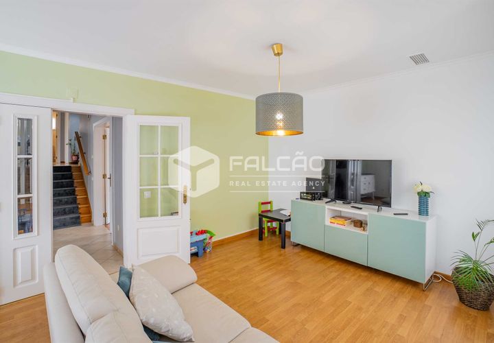 Villa i Santarem, Santarem, Santarem - € 490 000 | Ref: FR682 - foto 1