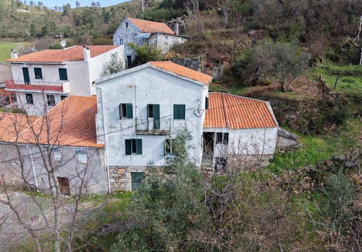 Villa i Gouveia, Guarda, Gouveia - € 79.980 | Ref: 389250163 - foto 1