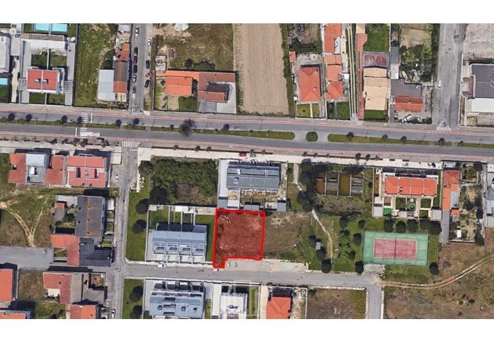 Helårsgrund i Ovar, Aveiro, Ovar - € 135.000 | Ref: 277-Fu - foto 1
