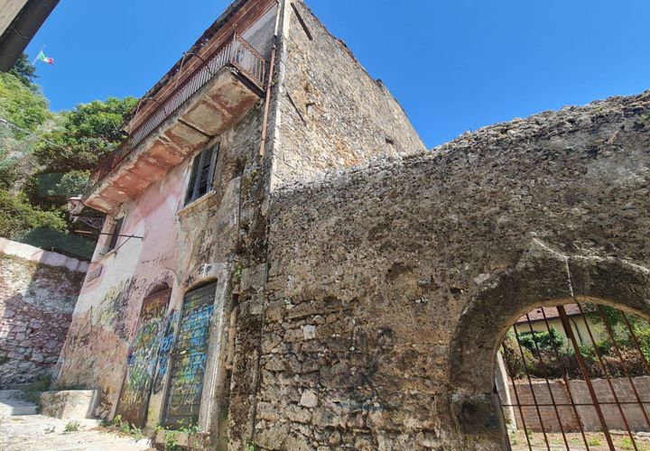Erhvervsejendom i Sora, Frosinone, Sora - € 95.000 | Ref: AC99-149-1642 - foto 1