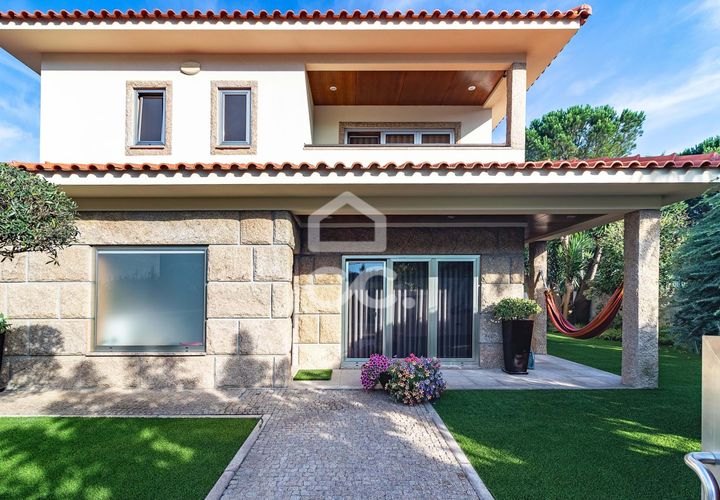 Villa i Guimaraes, Braga, Guimaraes - € 485.000 | Ref: 336/M/01905 - foto 1